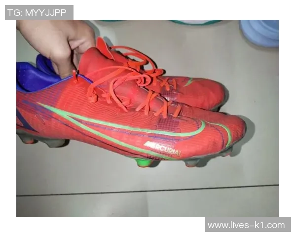 适合胖脚的足球鞋推荐让你在赛场上尽情挥洒汗水与激情